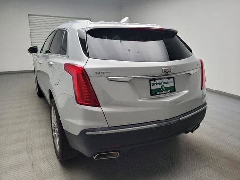 Used 2017 Cadillac XT5 Premium Luxury w/ Driver Assist Package FWD image 6