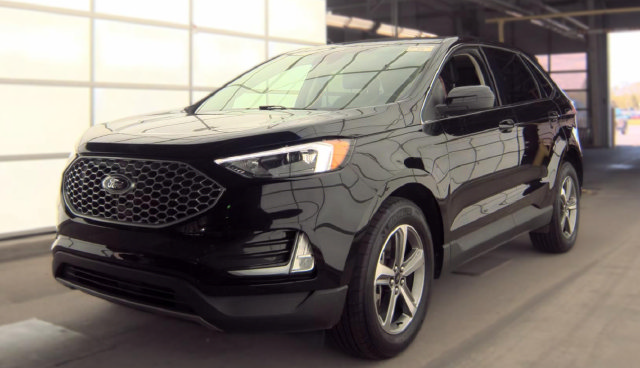 Used 2024 Ford Edge SEL w/ Convenience Package AWD/4WD image 1