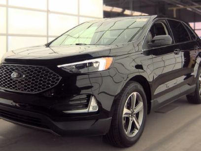 Used 2024 Ford Edge SEL w/ Convenience Package