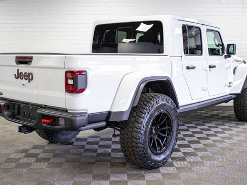 Used 2026 Jeep Gladiator Rubicon image 3