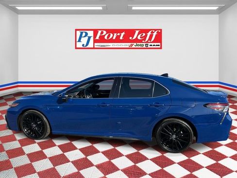 Used 2023 Toyota Camry XSE w/ Cold Weather Package image 6