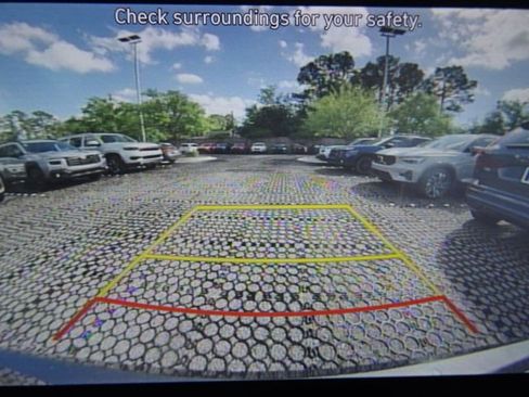 Certified 2024 Hyundai Elantra SEL FWD image 21