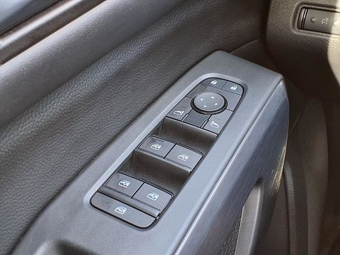 Used 2023 Nissan Pathfinder Rock Creek AWD/4WD image 31