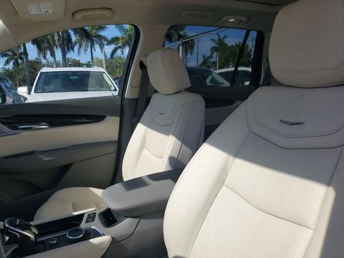 New 2025 Cadillac XT6 Premium Luxury w/ Technology Package image 17