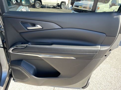 New 2026 Chevrolet Traverse LT w/ Driver Confidence Package image 39