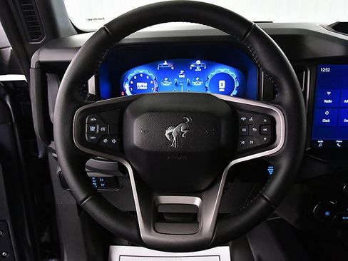 New 2025 Ford Bronco Big Bend w/ Black Diamond Package image 17