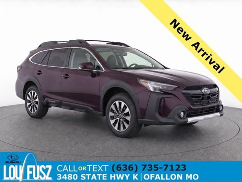 Used 2025 Subaru Outback Limited AWD/4WD image 1