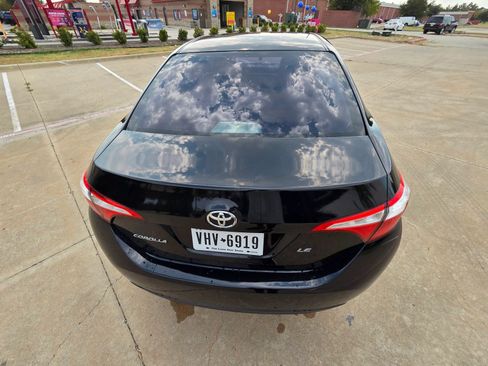 Used 2016 Toyota Corolla LE FWD image 4