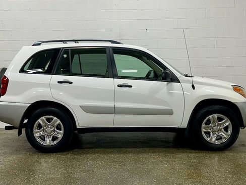 Used 2004 Toyota RAV4 2WD image 7