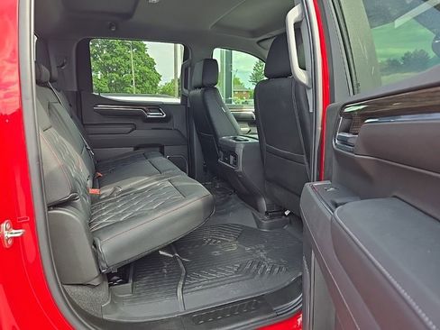 Used 2024 Chevrolet Silverado 1500 LT Trail Boss w/ Protection Package AWD/4WD image 29