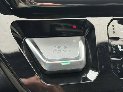 Used 2022 GMC Sierra 1500 AT4 w/ AT4 Premium Package image 15