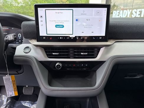 New 2026 Ford Explorer Active image 19