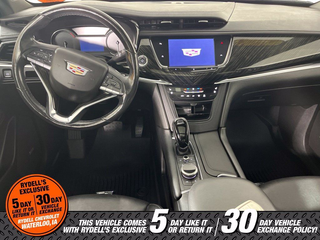 Used 2020 Cadillac XT6 Premium Luxury AWD/4WD image 21