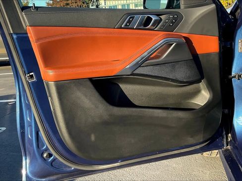 Used 2023 BMW X6 xDrive40i w/ M Sport Package image 26