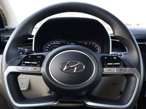 Used 2023 Hyundai Tucson SEL image 16