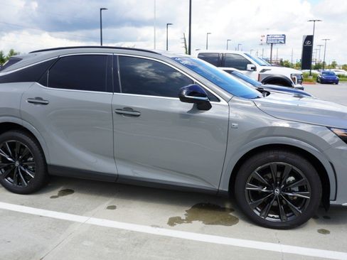 Certified 2026 Lexus RX 350h w/ Convenience Package AWD/4WD image 4