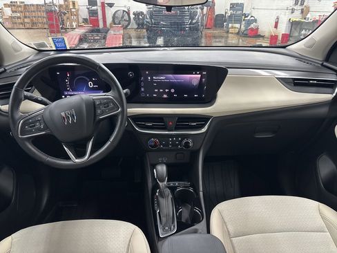 Used 2024 Buick Encore GX Preferred w/ Comfort Package AWD/4WD image 16