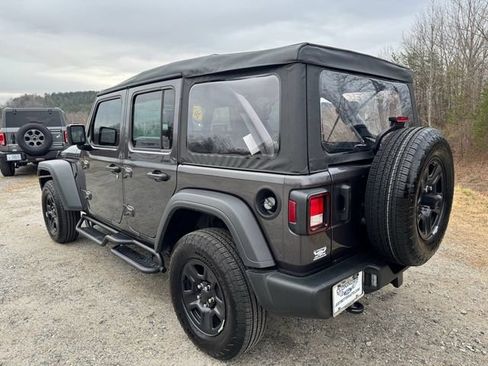Used 2025 Jeep Wrangler Unlimited Sport AWD/4WD image 6