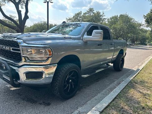 Used 2024 RAM 2500 Tradesman w/ Chrome Appearance Group AWD/4WD image 2