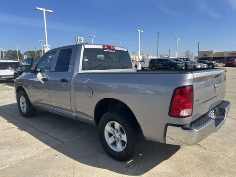 Used 2024 RAM 1500 Classic SLT image 7