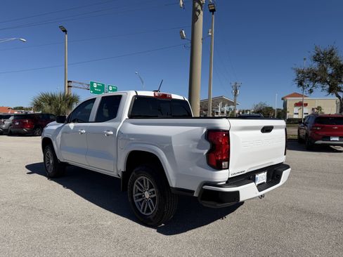 New 2026 Cadillac XT5 Luxury image 5