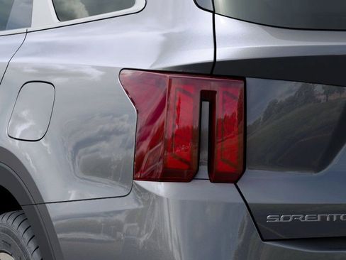 New 2025 Kia Sorento EX w/ EX Panoramic Sunroof Package image 11