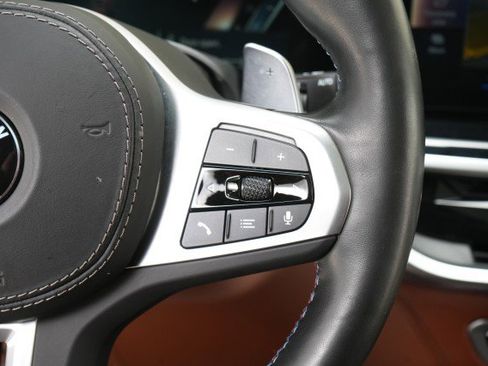 Used 2023 BMW X7 M60i w/ Executive Package image 47