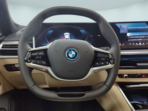 Used 2025 BMW i4 xDrive40i w/ Parking Assistance Package image 14