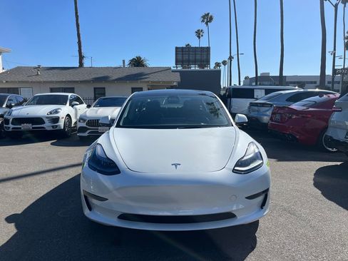 Used 2023 Tesla Model 3 Standard Range RWD image 2