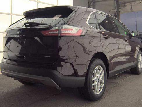 Used 2023 Ford Edge SEL w/ Convenience Package AWD/4WD image 3