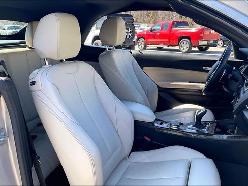 Used 2017 BMW 230i xDrive Convertible image 8