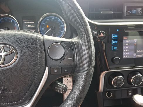 Used 2018 Toyota Corolla L FWD image 21