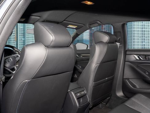 Used 2022 Honda Accord Sport image 17