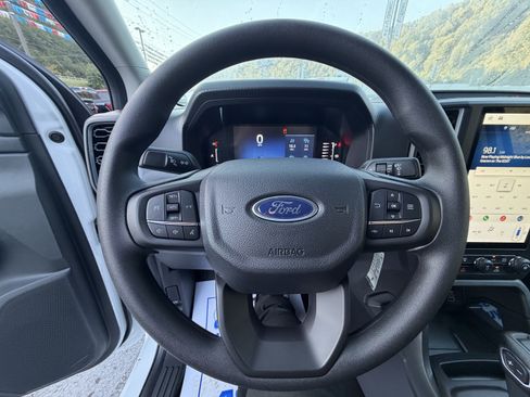 New 2026 Ford Ranger XL w/ Trailer Tow Package AWD/4WD image 13