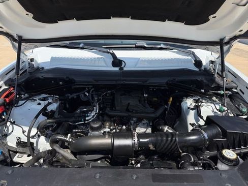 Used 2020 Land Rover Defender 110 S AWD/4WD image 19