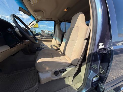 Used 2005 Ford F250 XL AWD/4WD image 12