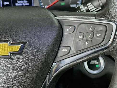 Used 2018 Chevrolet Equinox LT AWD/4WD image 13
