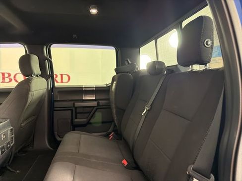 Used 2018 Ford F150 XLT w/ Equipment Group 302A Luxury AWD/4WD image 12