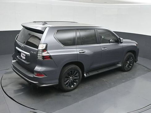 Used 2023 Lexus GX 460 Luxury w/ Sport Design Package AWD/4WD image 35