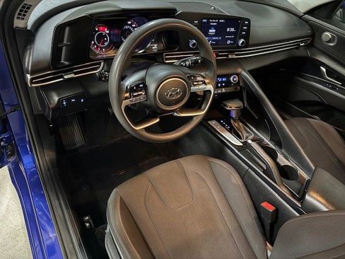 Certified 2023 Hyundai Elantra SEL image 12