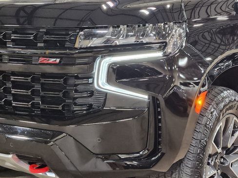 Used 2024 Chevrolet Tahoe Z71 w/ Luxury Package AWD/4WD image 14