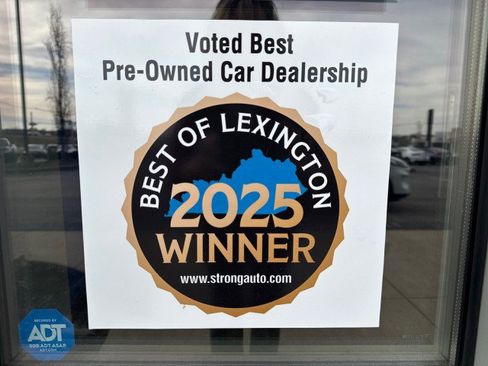 Used 2021 Ford Escape SE image 18