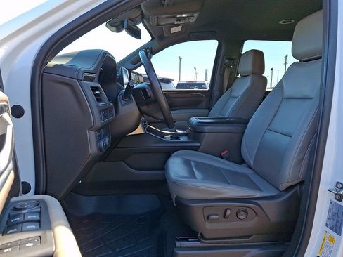 Used 2023 Chevrolet Tahoe LT AWD/4WD image 14