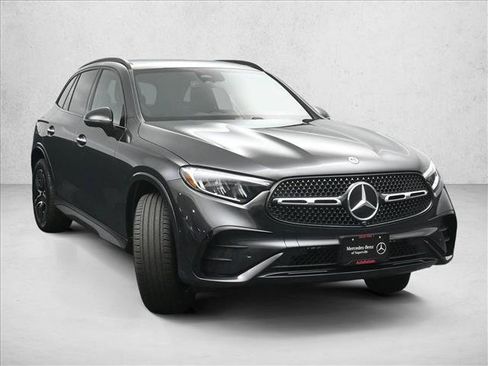 Certified 2026 Mercedes-Benz GLC 300 4MATIC image 4