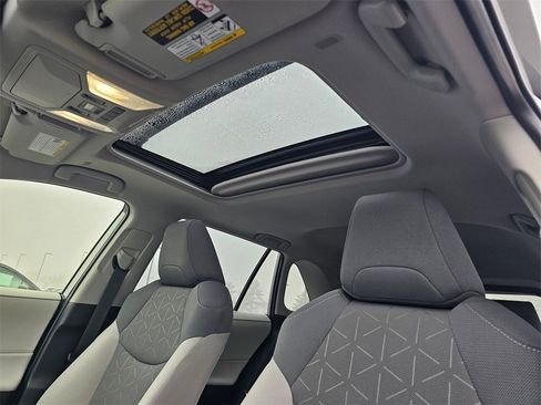 Used 2025 Toyota RAV4 XLE w/ Convenience Package image 36