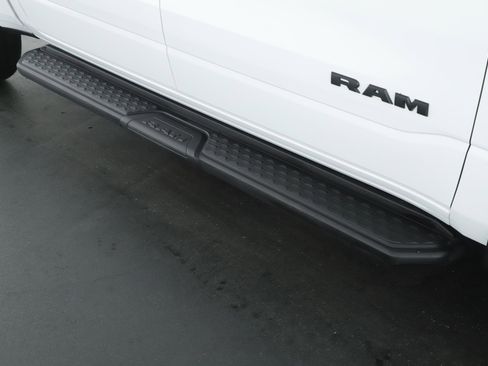 Used 2023 RAM 1500 Laramie AWD/4WD image 20