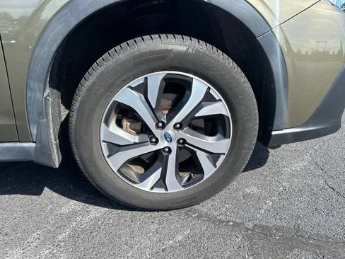 Used 2021 Subaru Outback Limited w/ Popular Package #2 AWD/4WD image 9