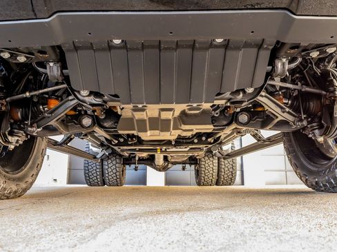 Used 2026 GMC Sierra 3500 Denali Ultimate w/ LPO, Black Badging Package image 15