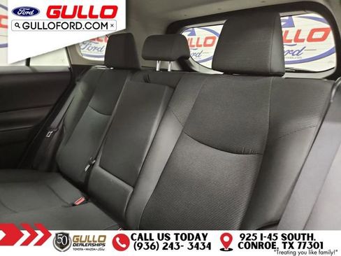 Used 2021 Toyota RAV4 LE image 13