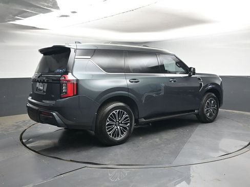 New 2026 Nissan Armada SL image 5